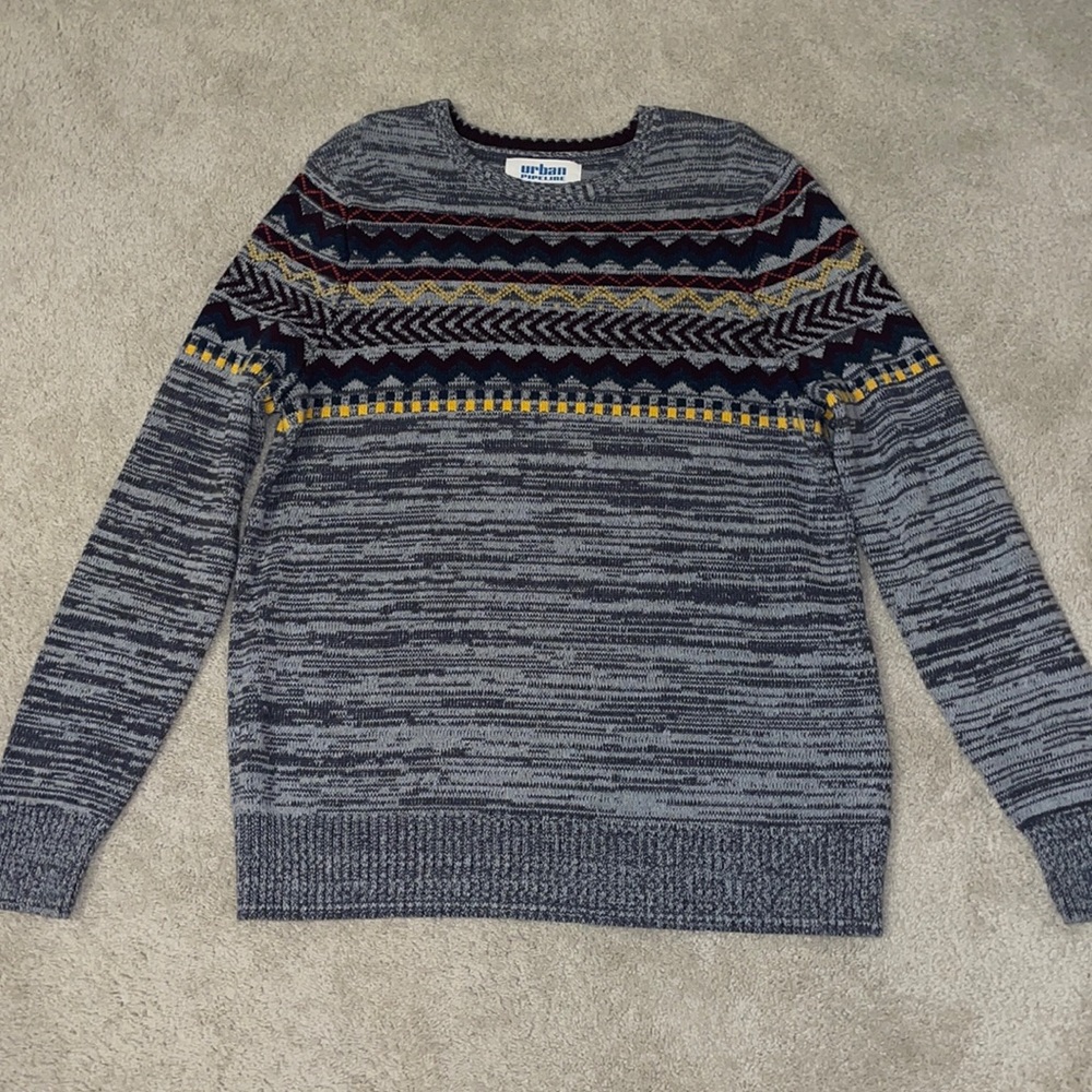 Men’s Size XL Urban Pipeline Sweater.  Like New. Soft! Cool Colors/Pattern!